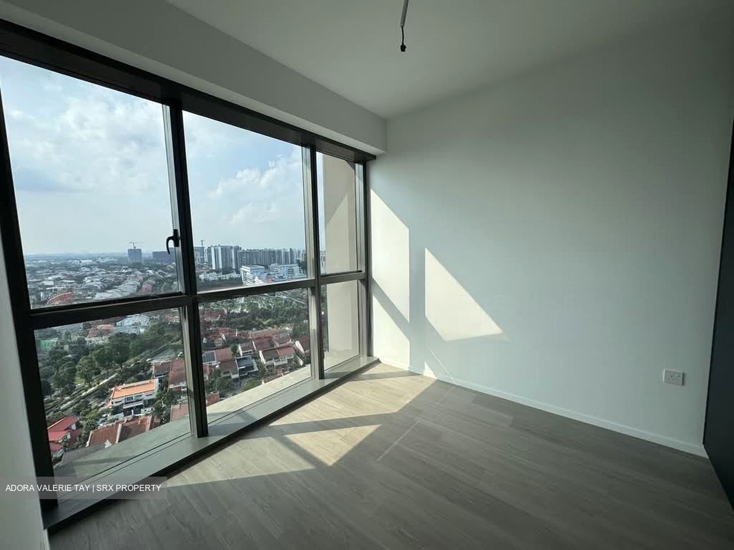 Amo Residence (D20), Apartment #569120381
